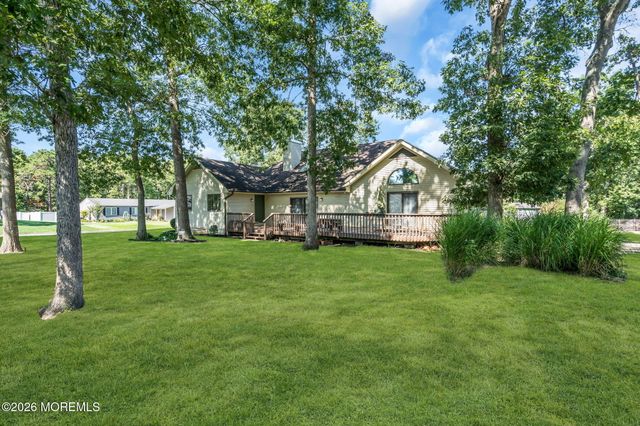 701 Tufts Court, Lanoka Harbor, NJ 08734