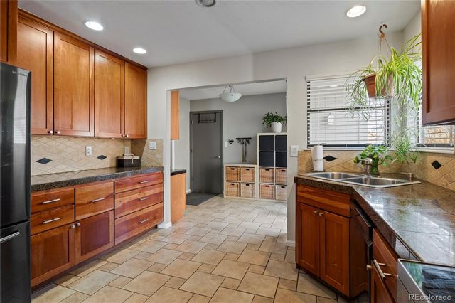 15780 Sandtrap Way, Morrison, CO 80465