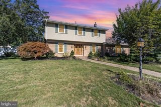 1160 PARK DR, Palmyra, PA 17078