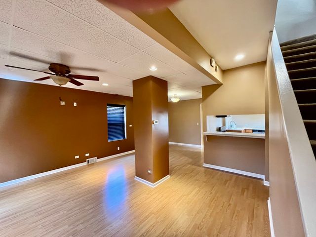 2948 E 95th Street, Chicago, IL 60617