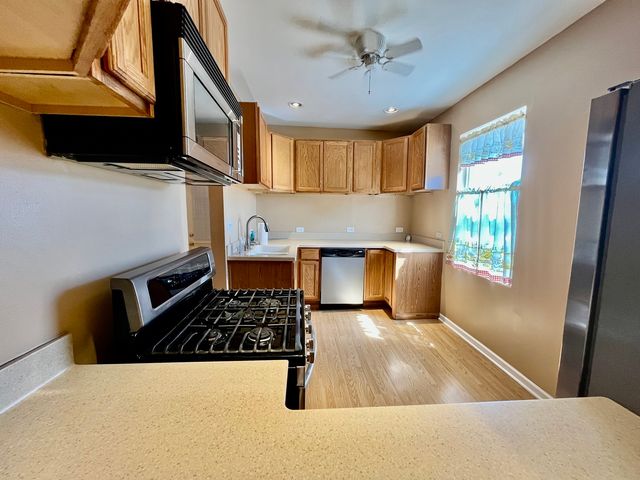 2948 E 95th Street, Chicago, IL 60617
