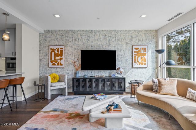 128 Henry Street Unit 406, Saratoga Springs, NY 12866