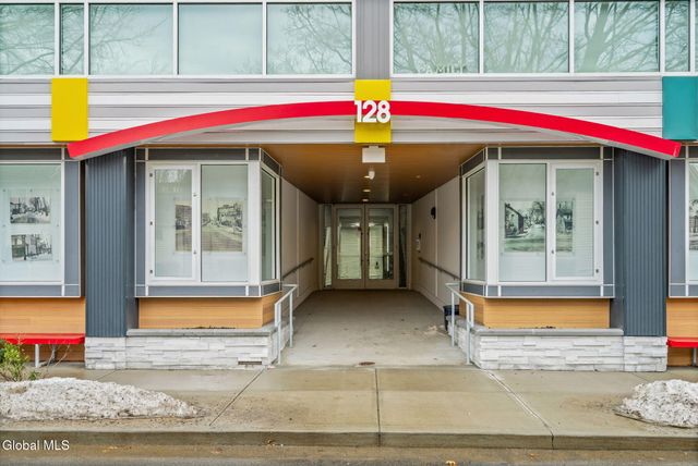 128 Henry Street Unit 406, Saratoga Springs, NY 12866