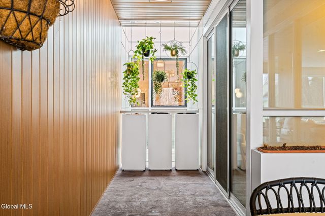 128 Henry Street Unit 406, Saratoga Springs, NY 12866