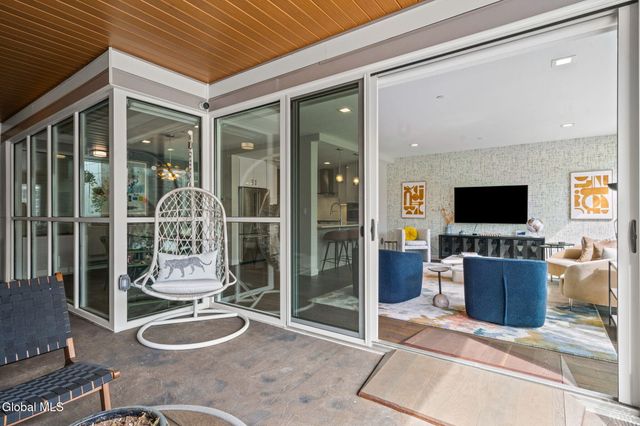 128 Henry Street Unit 406, Saratoga Springs, NY 12866