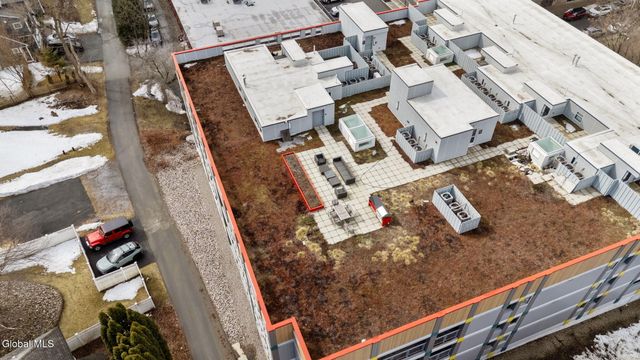 128 Henry Street Unit 406, Saratoga Springs, NY 12866