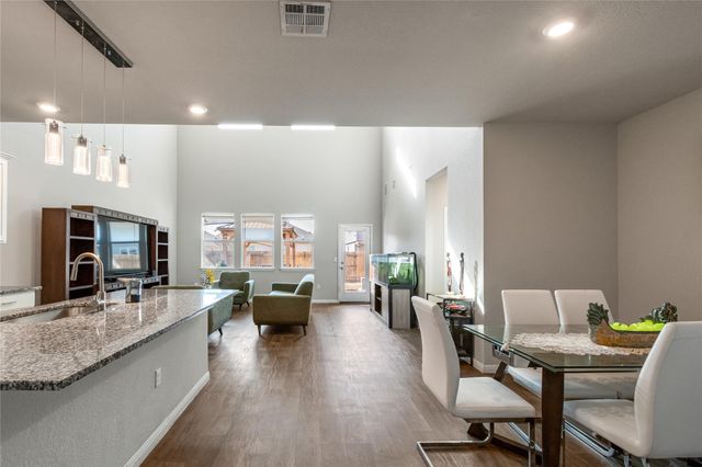 110 Rainmaker CV, Bastrop, TX 78602