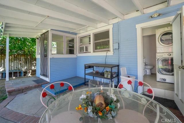817 E Palmyra Avenue, Orange, CA 92866