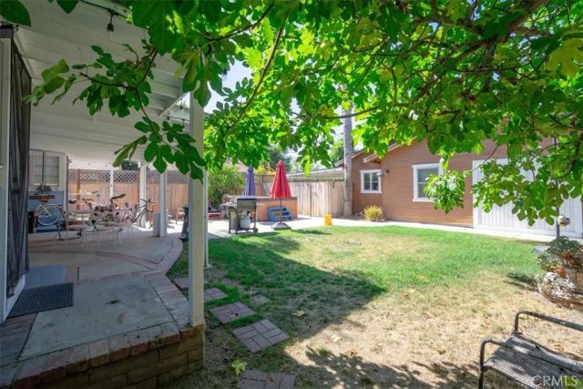 817 E Palmyra Avenue, Orange, CA 92866