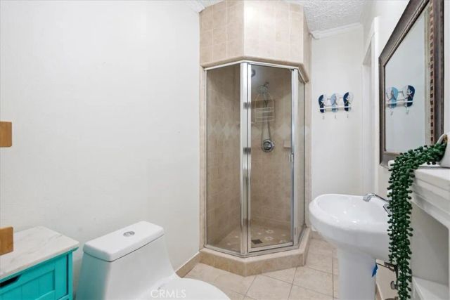 817 E Palmyra Avenue, Orange, CA 92866