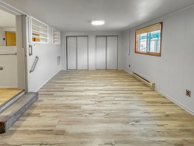 421 23rd St NW, Minot, ND 58703