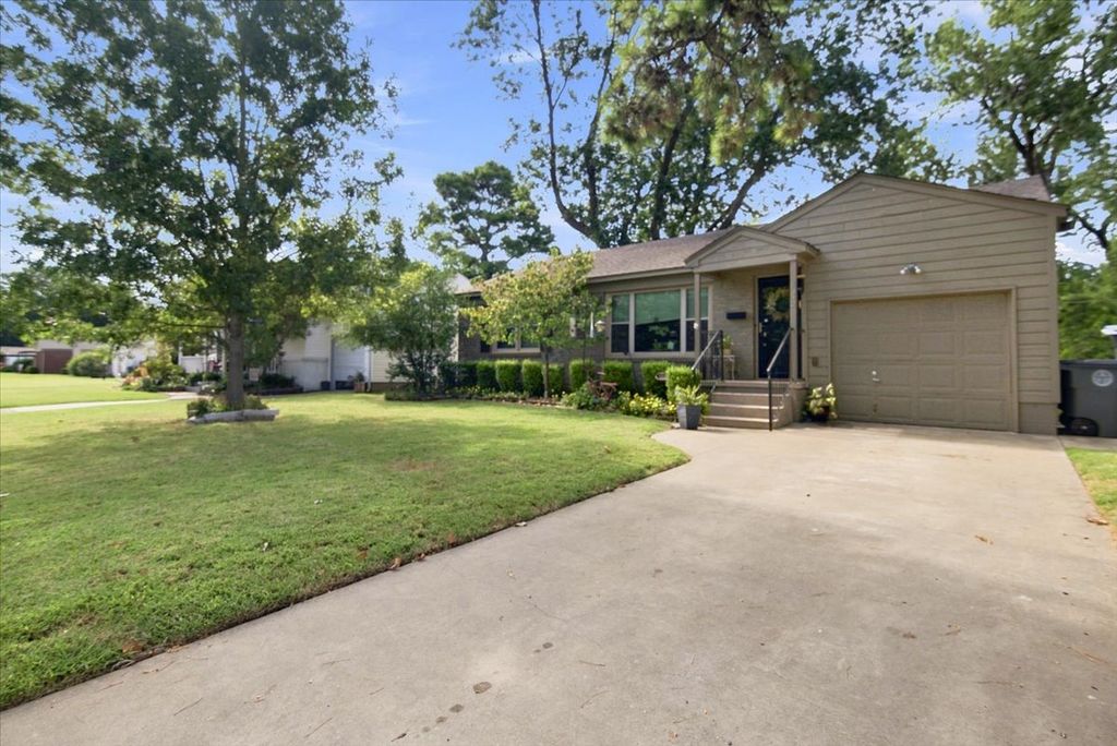 1342 E 45th Street, Tulsa, OK 74105