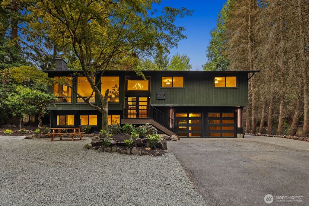 22905 35th Avenue SE, Bothell, WA 98021