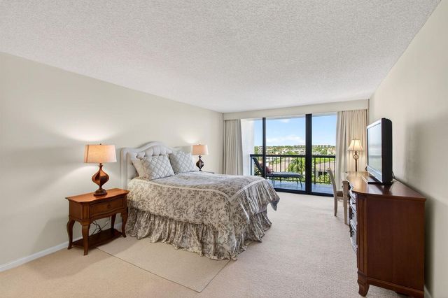 4740 S Ocean Boulevard 702, Highland Beach, FL 33487