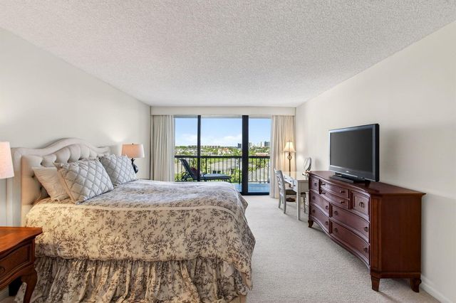 4740 S Ocean Boulevard 702, Highland Beach, FL 33487
