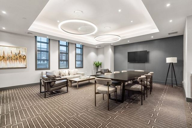 1650 Commonwealth Ave 605, Boston, MA 02135