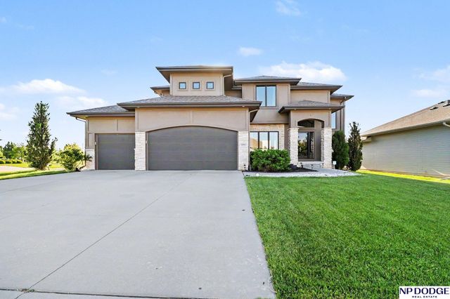 10805 S 186 Avenue, Omaha, NE 68136