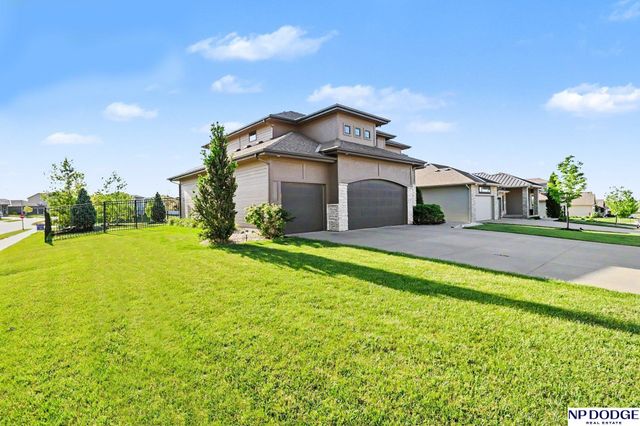 10805 S 186 Avenue, Omaha, NE 68136