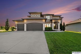 10805 S 186 Avenue, Omaha, NE 68136