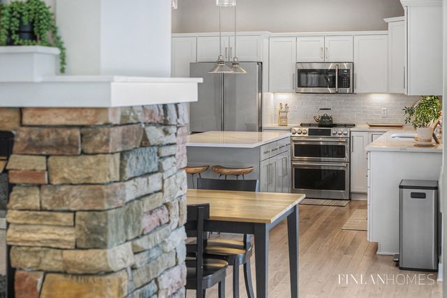 6179 Sheldon Oak Drive, Hudsonville, MI 49426