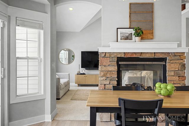 6179 Sheldon Oak Drive, Hudsonville, MI 49426