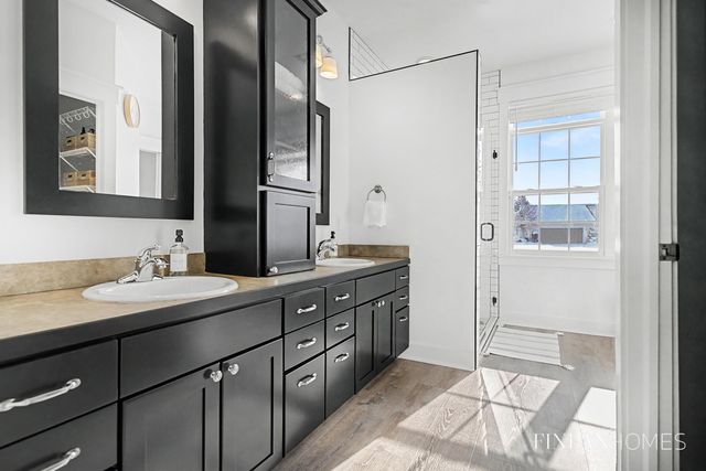 6179 Sheldon Oak Drive, Hudsonville, MI 49426