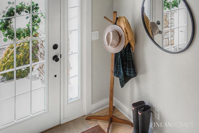 6179 Sheldon Oak Drive, Hudsonville, MI 49426