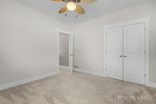 6179 Sheldon Oak Drive, Hudsonville, MI 49426