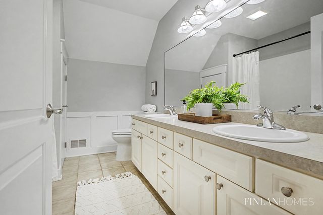 6179 Sheldon Oak Drive, Hudsonville, MI 49426