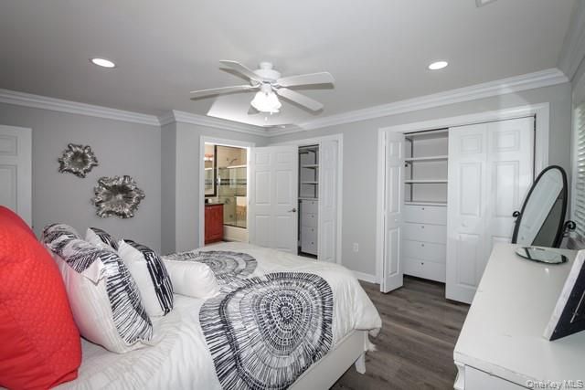 169 Adams Way 169, Sayville, NY 11782