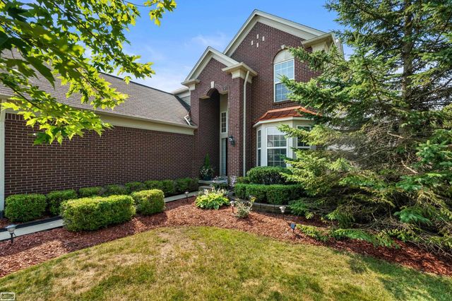 19056 Hazelton Drive, Macomb Twp, MI 48042