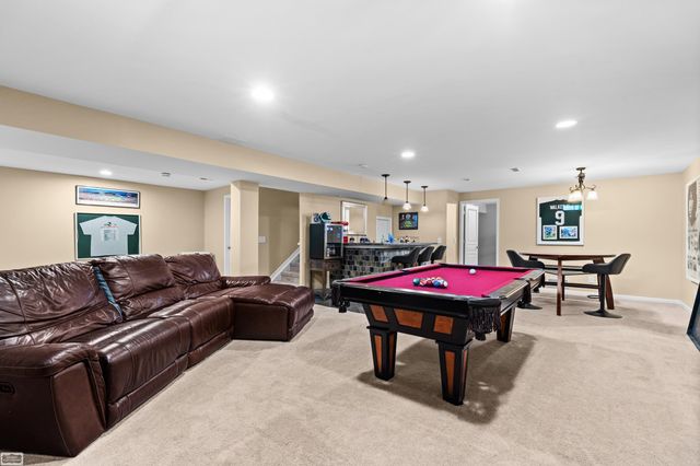 19056 Hazelton Drive, Macomb Twp, MI 48042