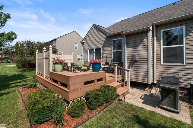 19056 Hazelton Drive, Macomb Twp, MI 48042