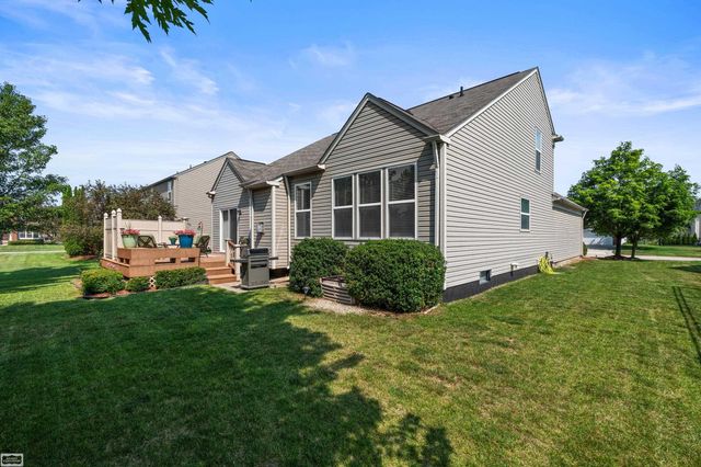 19056 Hazelton Drive, Macomb Twp, MI 48042