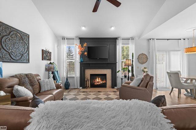 19056 Hazelton Drive, Macomb Twp, MI 48042