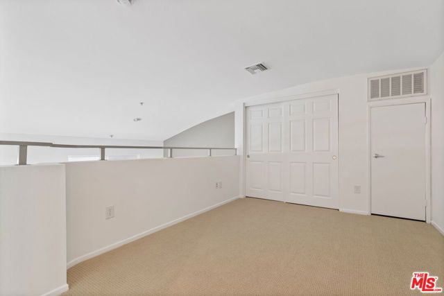 13200 Pacific 438, Los Angeles, CA 90094