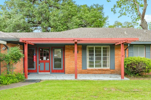 706 Brockman Street, Sweeny, TX 77480