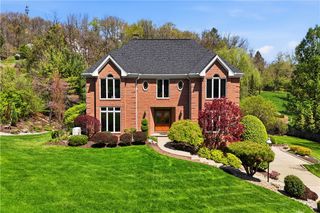 1621 Blackburn Heights Drive, Franklin Park, PA 15143