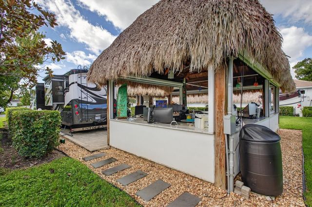 161 N Cortez Drive 161, Margate, FL 33068