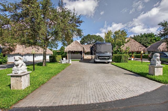 161 N Cortez Drive 161, Margate, FL 33068
