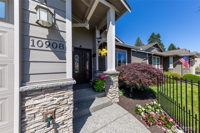 10908 24th Drive SE, Everett, WA 98208