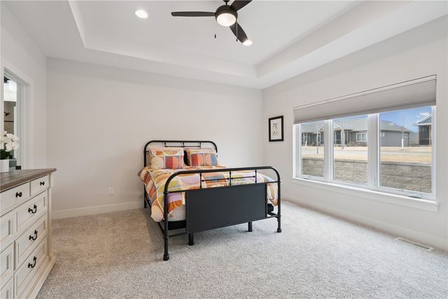 2885 Crimson Lane A, Coralville, IA 52241