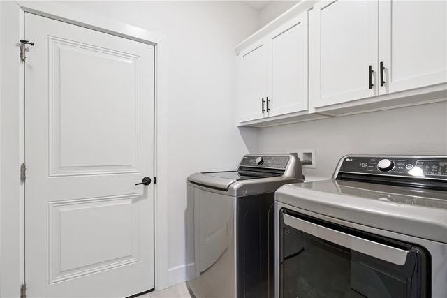 2885 Crimson Lane A, Coralville, IA 52241