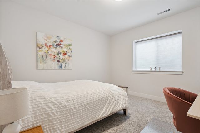 2885 Crimson Lane A, Coralville, IA 52241