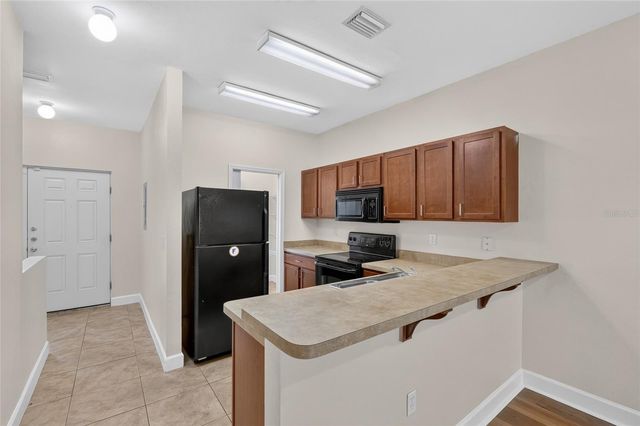 2927 SW 35TH PLACE 115, Gainesville, FL 32608