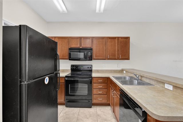 2927 SW 35TH PLACE 115, Gainesville, FL 32608