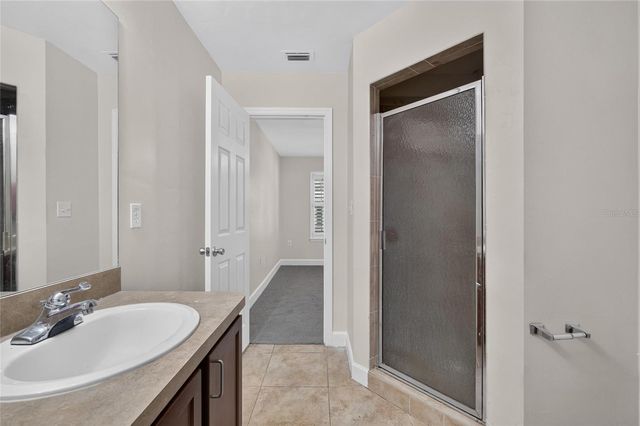 2927 SW 35TH PLACE 115, Gainesville, FL 32608