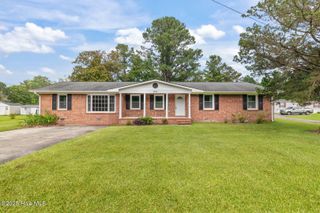 1292 Lake Cole Road, Midway Park, NC 28544