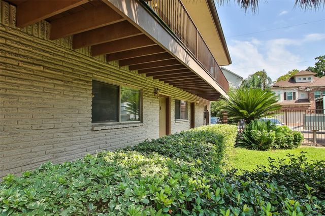 1307 Welch Street 3, Houston, TX 77006