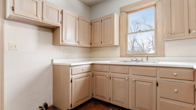 2035 Wilmer Street, Zanesville, OH 43701